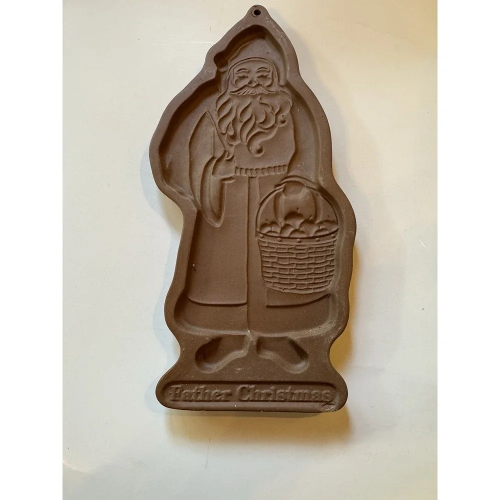 2 Brown Bag Cookie Stoneware Molds Bunny Rabbit 1988 & Father Christmas‎ 1990